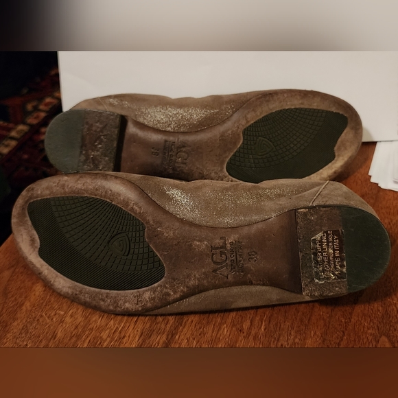 AGL Attilio Giusti Leombruni Bronze leather and reptile flats - Picture 5 of 6